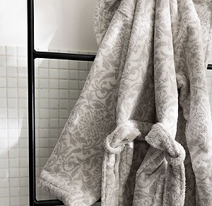 Le Jacquard Francais Charme Grey Bath Robes