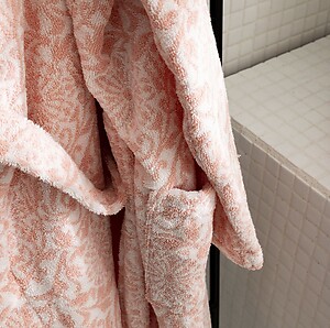 Le Jacquard Francais Charme Pink Bath Robes
