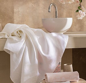 Le Jacquard Francais Volupte White Towels