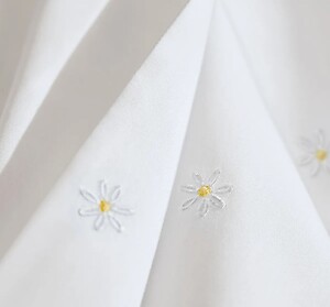 Schlossberg Daisy Bedding