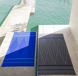 Le Jacquard Francais Sand Club Regate Blue Beach Towel