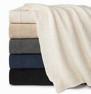 Elevate Your Home Decor with Sferra Pettra Throws and Pillows