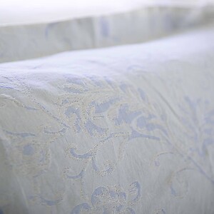 Jacquard Bedding - St. Geneve Willow Alice