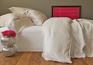 SDH Legna Prieta Sheets and Bedding