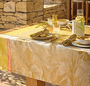 Le Jacquard Francais Sinharaja Yellow Cotton Table Linens
